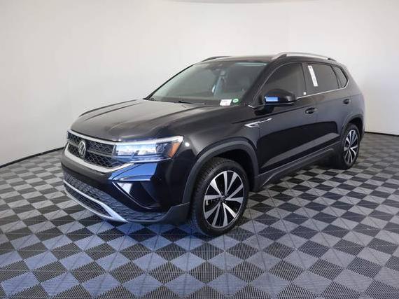 VOLKSWAGEN TAOS 4MOTION 2022 3VVLX7B2XNM090358 image